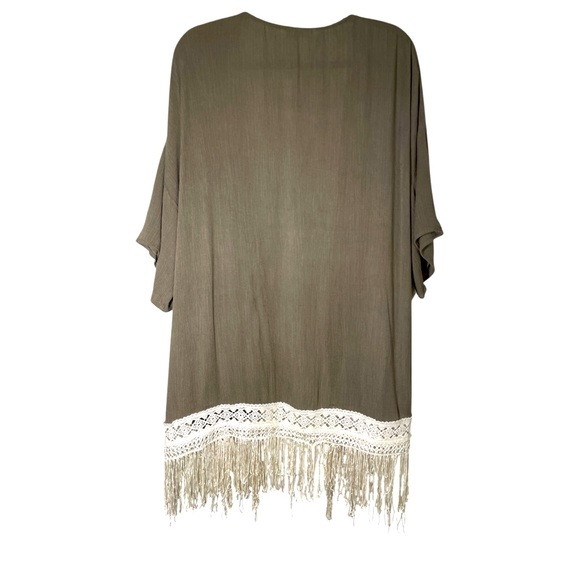 KORI AMERICA/ WOMEN'S BOHEMIAN CROCHET & FRINGE KIMONO JACKET, OLIVE SIZE S/M - Picture 2 of 6
